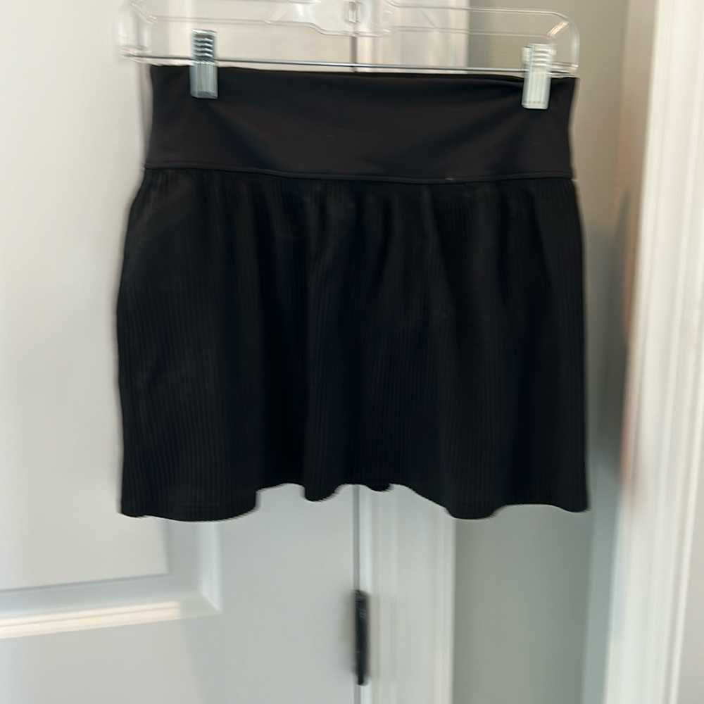 All in motion tennis skirt sz S, black pleats